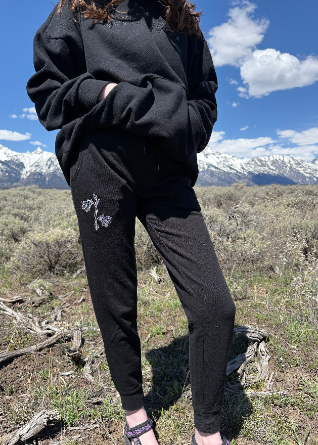 Embroidered Wild Flower Sweatpants