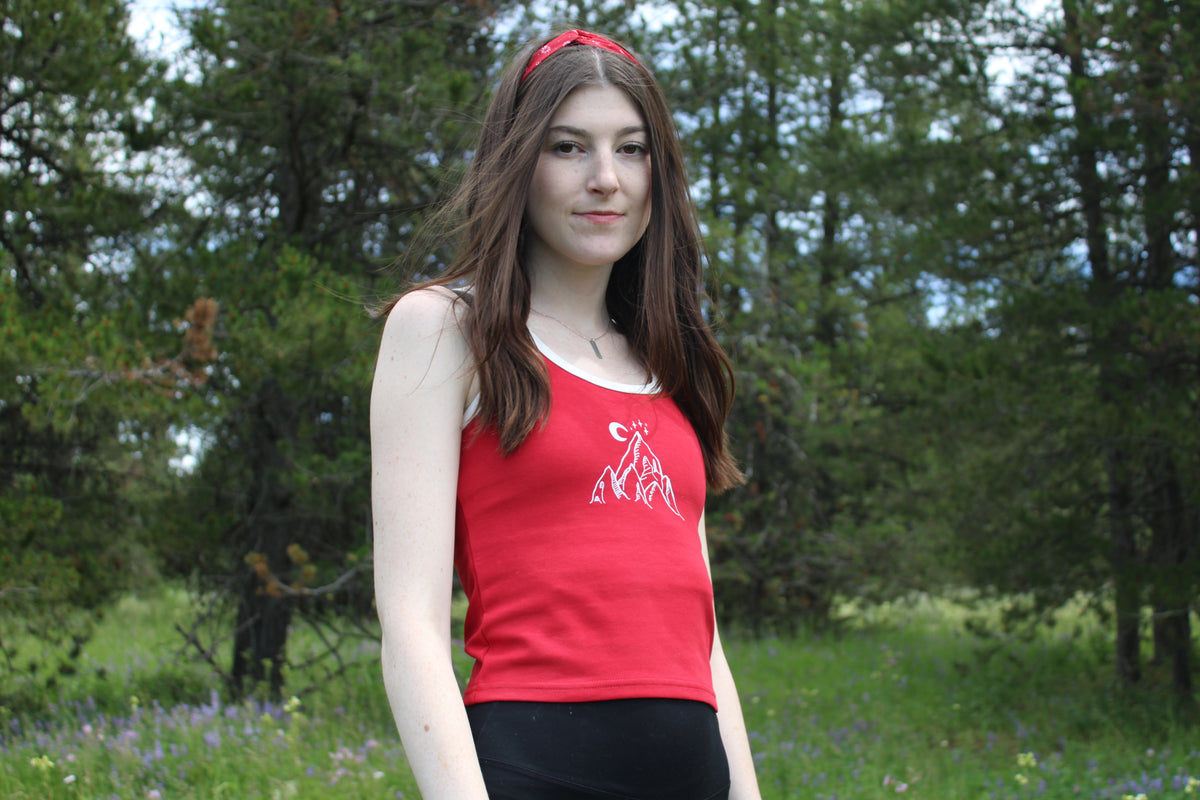 Single Peak Cropped Tank Top
